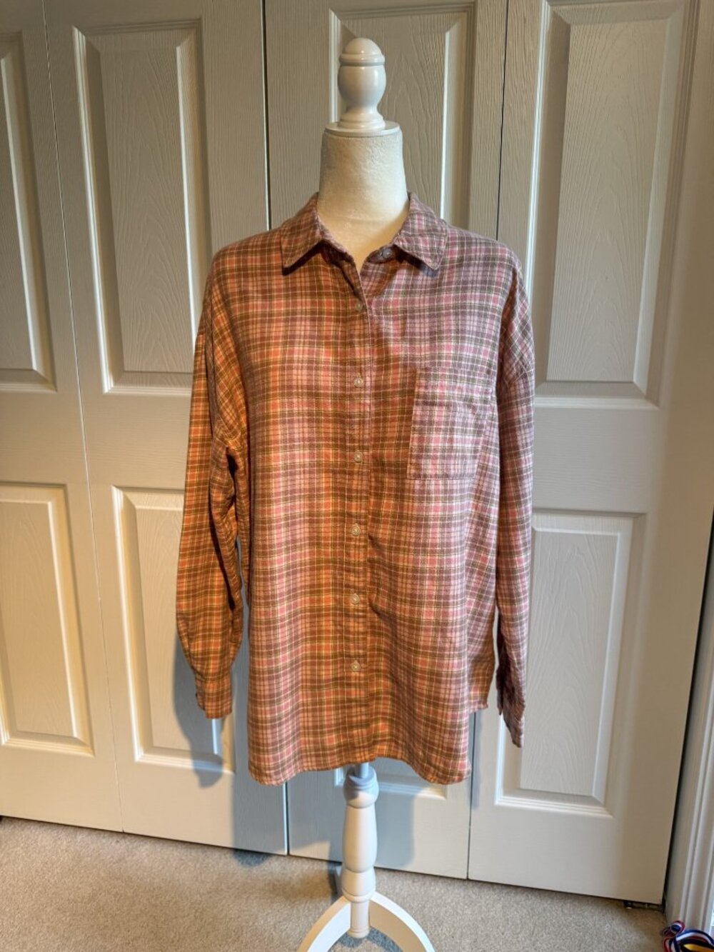 Aeropostale Button-Up Shirt Women's Pink Plaid Flannel Long Sleeve Size Medium